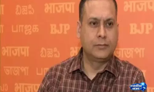 राष्ट्रगान विवाद बढ़ा, संदीप दीक्षित का अमित मालवीय को नोटिस राष्ट्रगान विवाद बढ़ा, संदीप दीक्षित का अमित मालवीय को नोटिस