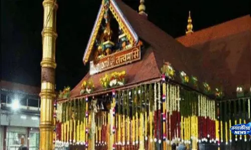 आज खुलेगा शबरिमला मंदिर, तैयारियां पूरी आज खुलेगा शबरिमला मंदिर, तैयारियां पूरी