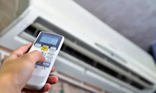 CM के दौरे के दौरान AC में गड़बड़ी के कारण SDE सस्पेंड CM के दौरे के दौरान AC में गड़बड़ी के कारण SDE सस्पेंड