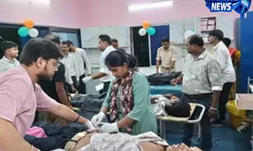 लोहरदगा में भीषण सड़क हादसा दो स्कूटियों की टक्कर में 3 युवाओं की मौत लोहरदगा में भीषण सड़क हादसा दो स्कूटियों की टक्कर में 3 युवाओं की मौत