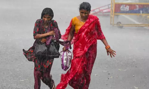 बिहार के 25 जिलों में आज बिगड़ेगा मौसम, आंधी-बारिश और वज्रपात का अलर्ट बिहार के 25 जिलों में आज बिगड़ेगा मौसम, आंधी-बारिश और वज्रपात का अलर्ट