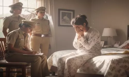 दिल्ली के होटल में मेकअप आर्टिस्ट से दुष्कर्म का आरोप, इंस्टाग्राम पर हुई थी युवक से दोस्ती दिल्ली के होटल में मेकअप आर्टिस्ट से दुष्कर्म का आरोप, इंस्टाग्राम पर हुई थी युवक से दोस्ती