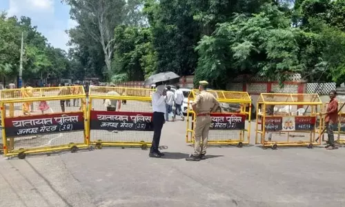 श्रावण के तीसरे सोमवार पर ट्रैफिक डायवर्जन, खैरेश्वर मंदिर समेत कई मार्गों पर वाहनों की रोक श्रावण के तीसरे सोमवार पर ट्रैफिक डायवर्जन, खैरेश्वर मंदिर समेत कई मार्गों पर वाहनों की रोक
