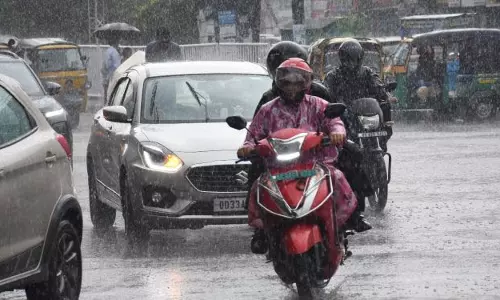 Odisha में भारी बारिश का अलर्ट, IMD ने जारी की रेड चेतावनी Odisha में भारी बारिश का अलर्ट, IMD ने जारी की रेड चेतावनी
