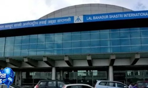 वाराणसी एयरपोर्ट पर चली गोली, दो घायल वाराणसी एयरपोर्ट पर चली गोली, दो घायल