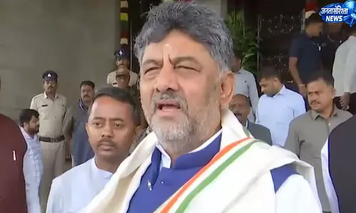 NICE प्रोजेक्ट विवाद: कुमारस्वामी की मांग पर शिवकुमार बोले- कानून के तहत होगा फैसला NICE प्रोजेक्ट विवाद: कुमारस्वामी की मांग पर शिवकुमार बोले- कानून के तहत होगा फैसला