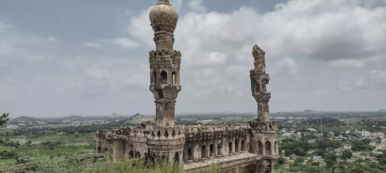 Telangana: भूतपूर्व करीमनगर के ऐतिहासिक किले खस्ताहाल हो रहे हैं