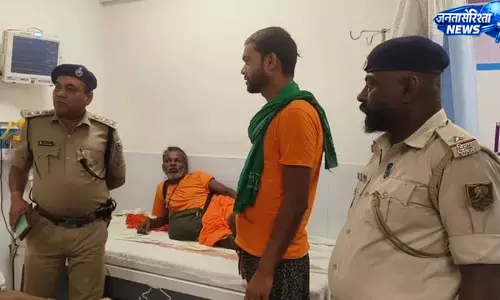 कांवरियों की बस में टूरिस्ट बस की टक्कर, 5 घायल