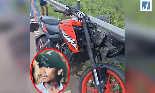 रफ्तार का कहर रायपुर-जगदलपुर हाईवे पर, KTM बाइक सवार चपेट में आया, परिजनों के नहीं थम रहे आंसू रफ्तार का कहर रायपुर-जगदलपुर हाईवे पर, KTM बाइक सवार चपेट में आया, परिजनों के नहीं थम रहे आंसू