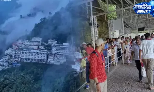 वैष्णो देवी यात्रा में उमड़ा आस्था का सैलाब, शनिवार को 44 हजार श्रद्धालुओं ने किए दर्शन