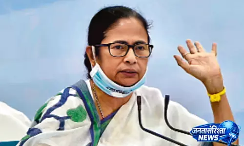 ममता का आरोप आशीष बनर्जी पर बनाया गया दबाव