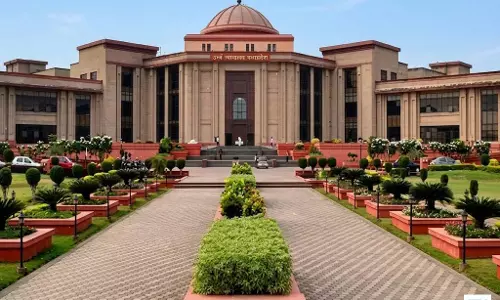 CG NEWS: हाईकोर्ट सख्त, सरगुजा कमिश्नर को अवमानना नोटिस
