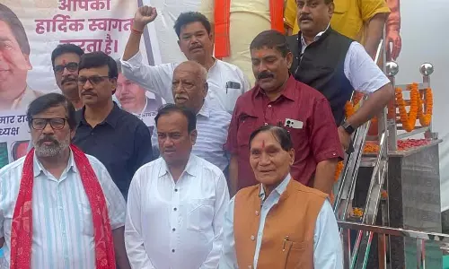 अवंती विहार व्यापारी संघ द्वारा अटल जी की पुण्यतिथि पर पुष्पांजलि सभा का आयोजन