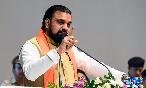 बिहार CM ने लगाया सहयोग शिविर, लंबित मामलों के लिए 30 दिन की समयसीमा बिहार CM ने लगाया सहयोग शिविर, लंबित मामलों के लिए 30 दिन की समयसीमा