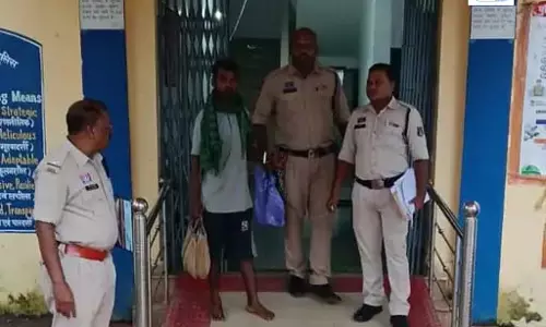 शराब के लिए पैसे नहीं दिए तो मां की हत्या, बेटे ने बांस के डंडे से सिर पर किया हमला