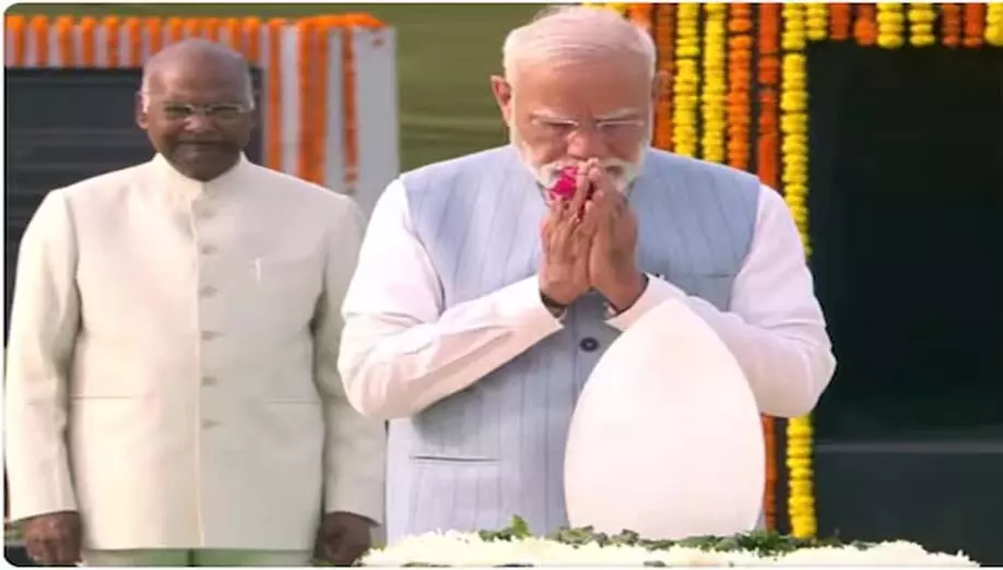 पीएम मोदी ने अटल बिहारी वाजपेयी को पुण्यतिथि पर किया याद, देखें ट्वीट पीएम मोदी ने अटल बिहारी वाजपेयी को पुण्यतिथि पर किया याद, देखें ट्वीट