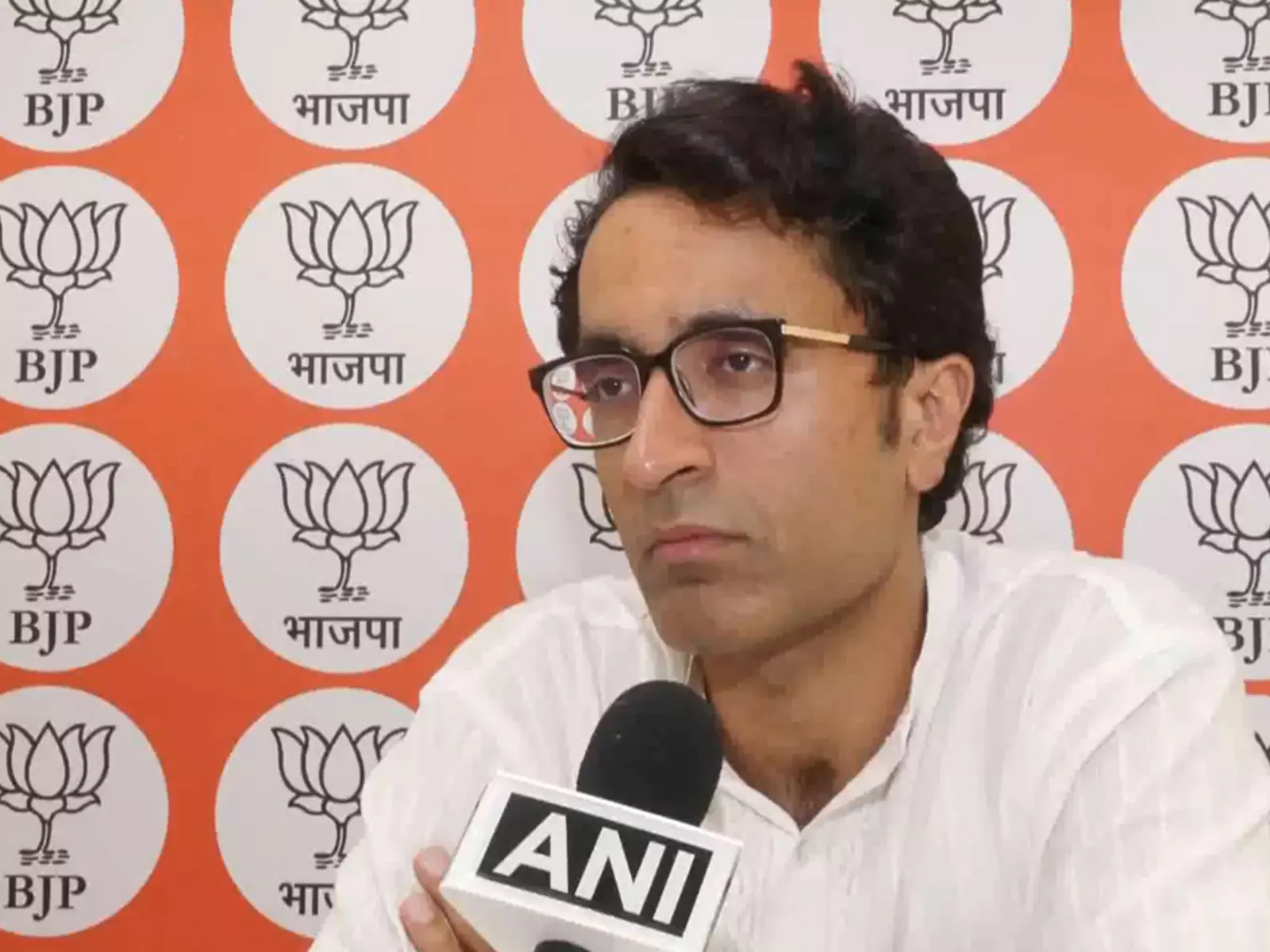 वंदे मातरम विवाद पर प्रदीप भंडारी का कांग्रेस पर हमला वंदे मातरम विवाद पर प्रदीप भंडारी का कांग्रेस पर हमला