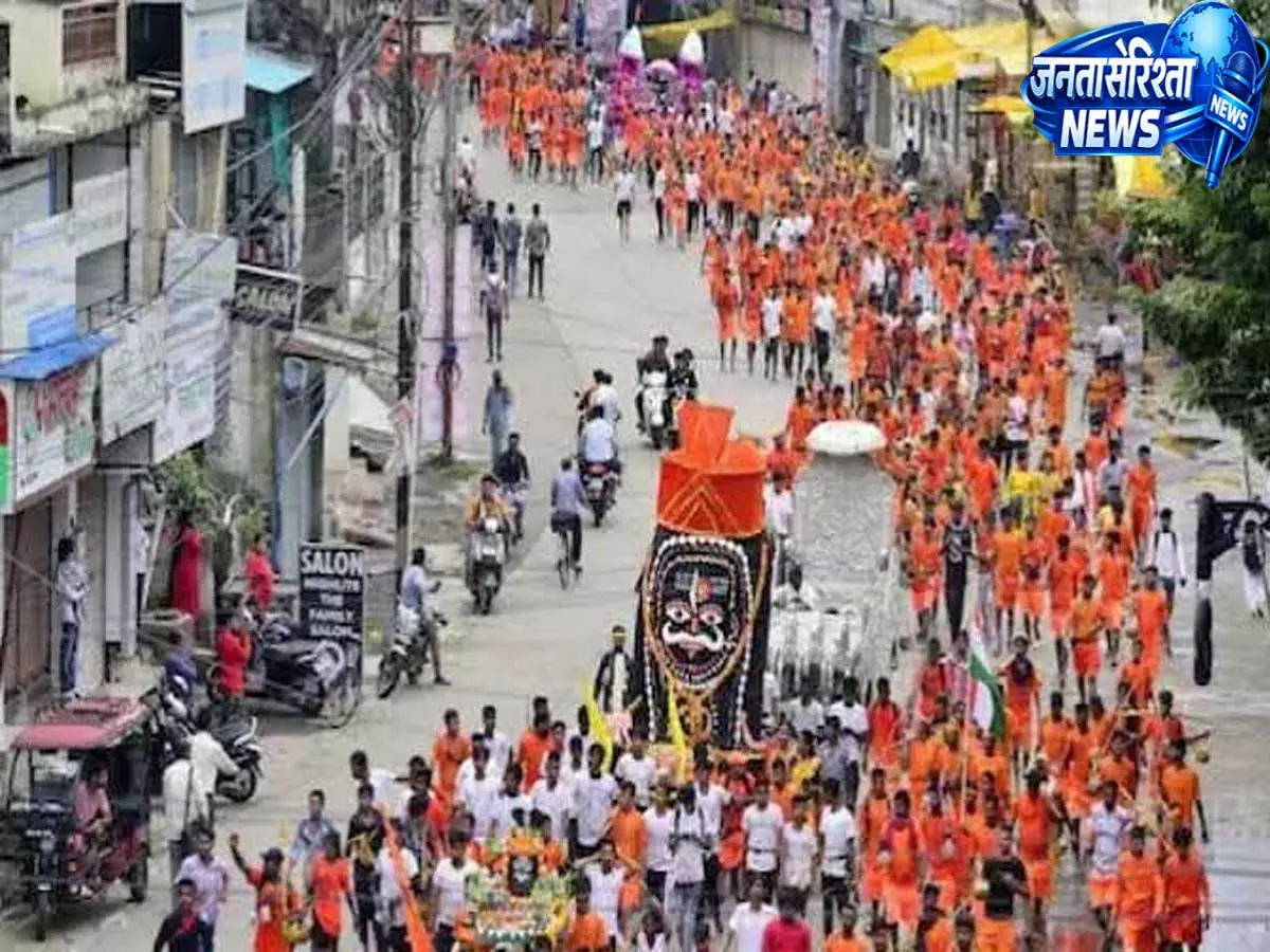 दिल्ली लखनऊ हाईवे पर कांवड़ यात्रा को लेकर रूट डायवर्जन लागू दिल्ली लखनऊ हाईवे पर कांवड़ यात्रा को लेकर रूट डायवर्जन लागू