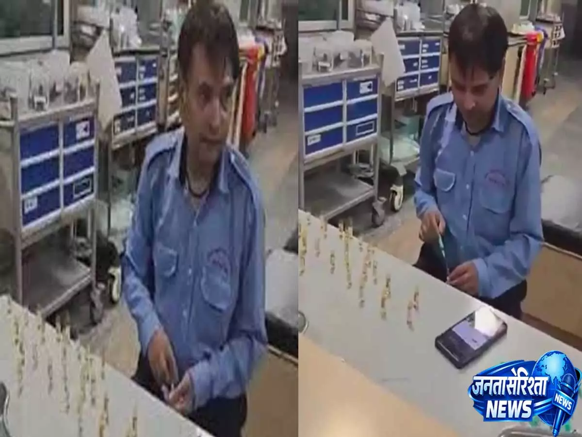 नोएडा जिला अस्पताल में बड़ी लापरवाही डॉक्टर बन दवा भरने वाला गार्ड सस्पेंड नोएडा जिला अस्पताल में बड़ी लापरवाही डॉक्टर बन दवा भरने वाला गार्ड सस्पेंड