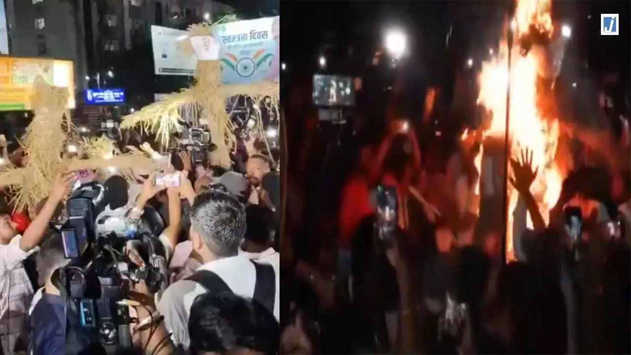 झारखंड में छात्र आंदोलन तेज, हेमंत सोरेन और राहुल गांधी के खिलाफ पुतला दहन झारखंड में छात्र आंदोलन तेज, हेमंत सोरेन और राहुल गांधी के खिलाफ पुतला दहन