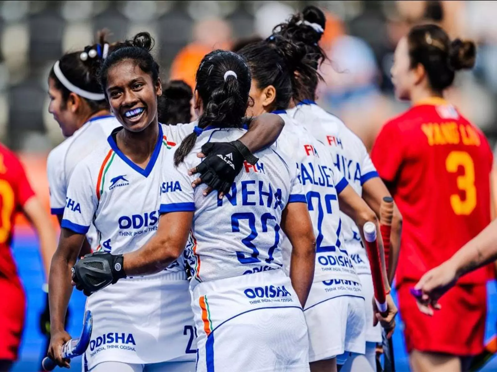 भारतीय महिला टीम ने FIH हॉकी वर्ल्ड कप 2026 के अपने पहले मैच में चीन को 2-2 से ड्रॉ पर रोका भारतीय महिला टीम ने FIH हॉकी वर्ल्ड कप 2026 के अपने पहले मैच में चीन को 2-2 से ड्रॉ पर रोका
