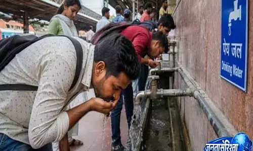 रेलवे में सफाई को लेकर बड़ा एक्शन केंद्र ने दिए सुधार के आदेश