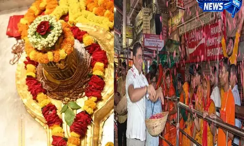 नाग पंचमी और सावन के तीसरे सोमवार पर काशी में उमड़ी शिवभक्तों की भीड़