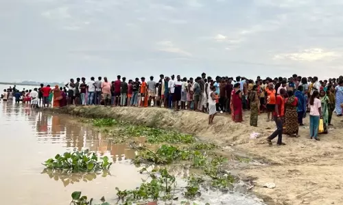 बख्तियारपुर में गंगा स्नान के दौरान सात लड़कियां डूबीं, चार की तलाश जारी