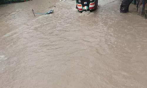 जलभराव से Gurugram इंडस्ट्रियल हब परेशान