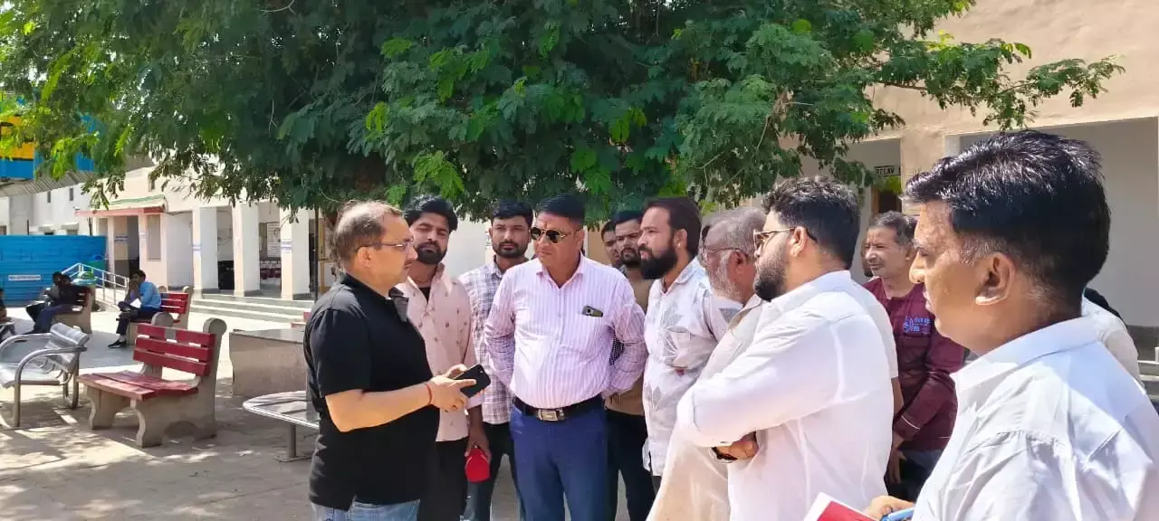 Jodhpur: डीआरएम ने रामदेवरा मेले की तैयारियों का किया निरीक्षण, अधिकारियों को दिए निर्देश Jodhpur: डीआरएम ने रामदेवरा मेले की तैयारियों का किया निरीक्षण, अधिकारियों को दिए निर्देश