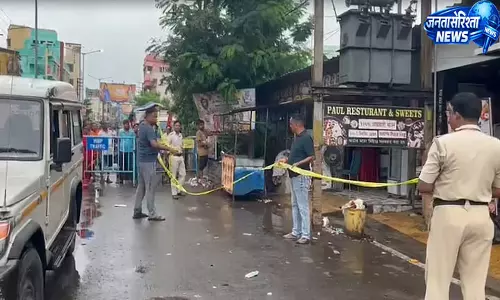 तारापीठ के होटल में भीषण आग, सात तीर्थयात्रियों की मौत; कई घायल