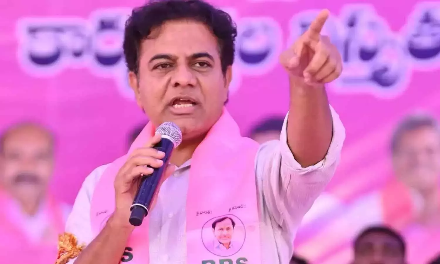 KTR ने कल्याण लक्ष्मी योजना को खत्म करने की कांग्रेस की साजिश का आरोप लगाया KTR ने कल्याण लक्ष्मी योजना को खत्म करने की कांग्रेस की साजिश का आरोप लगाया