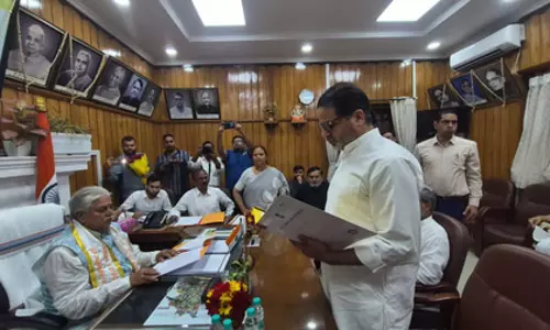 प्रशांत किशोर ने विधायक के तौर पर पद और गोपनीयता की शपथ ली, कहा-विधानसभा का सदस्य बनना गर्व की बात