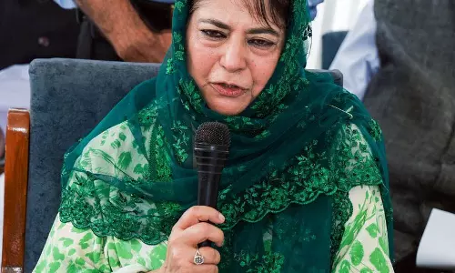 Shopian में PDP कार्यकर्ता हिरासत में लिए गए