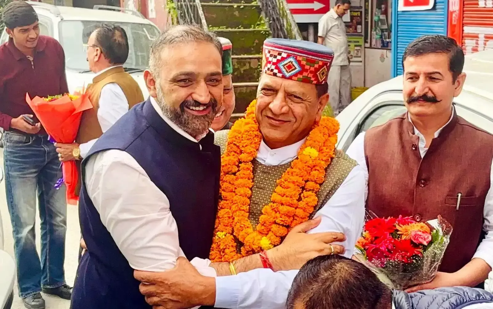 Shimla: भाजपा की बैठक में संगठन विस्तार और जनसंपर्क अभियान को लेकर बनी रणनीति Shimla: भाजपा की बैठक में संगठन विस्तार और जनसंपर्क अभियान को लेकर बनी रणनीति