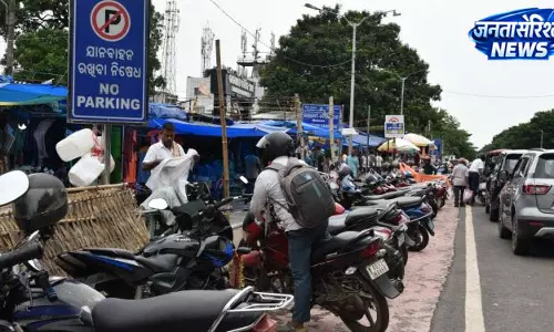 Bhubaneswar फुटपाथों पर कब्जा, पैदल यात्री परेशान
