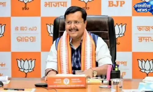 BJP की नई टीम का ऐलान, स्मृति ईरानी और वसुंधरा राजे को बड़ी जिम्मेदारी BJP की नई टीम का ऐलान, स्मृति ईरानी और वसुंधरा राजे को बड़ी जिम्मेदारी