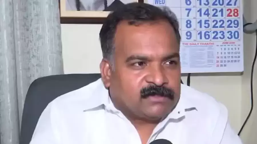 Tamil Nadu: टैगोर ने नागेंथ्रान को कर्नाटक भाजपा की निंदा करने की चुनौती दी Tamil Nadu: टैगोर ने नागेंथ्रान को कर्नाटक भाजपा की निंदा करने की चुनौती दी