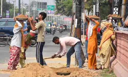 भारत में बेरोजगारी दर जुलाई में घटकर 5.1 प्रतिशत रही भारत में बेरोजगारी दर जुलाई में घटकर 5.1 प्रतिशत रही