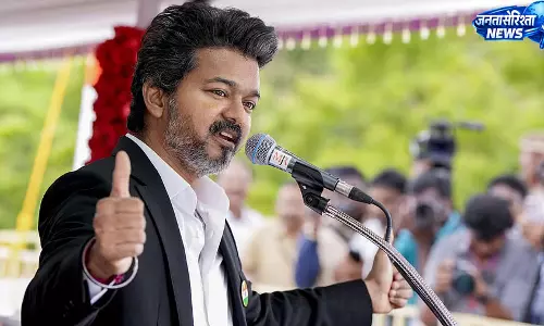 तमिलनाडु में TVK सरकार के 100 दिन पूरे, मुख्यमंत्री कार्यालय ने गिनाईं शुरुआती उपलब्धियां तमिलनाडु में TVK सरकार के 100 दिन पूरे, मुख्यमंत्री कार्यालय ने गिनाईं शुरुआती उपलब्धियां