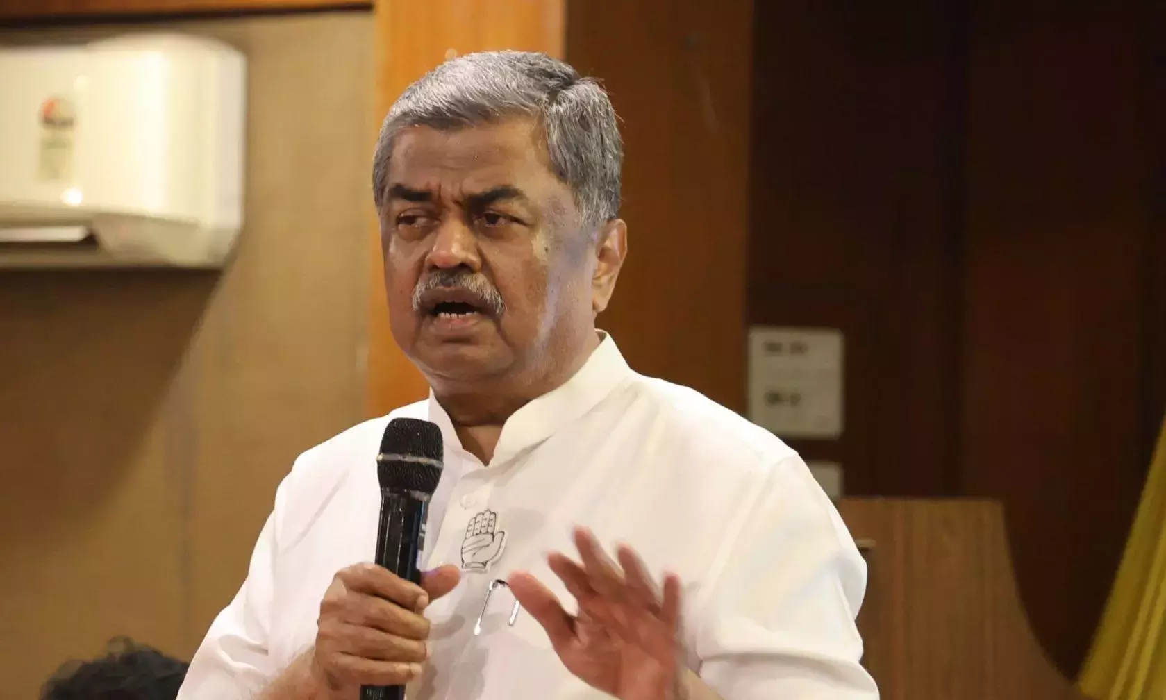 Karnataka: जैश-ए-मोहम्मद, तालिबान और RSS में कोई अंतर नहीं: कर्नाटक कांग्रेस प्रमुख Karnataka: जैश-ए-मोहम्मद, तालिबान और RSS में कोई अंतर नहीं: कर्नाटक कांग्रेस प्रमुख
