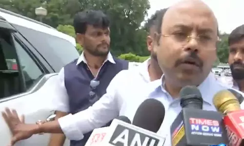 RSS-तालिबान टिप्पणी पर यतींद्र सिद्धारमैया ने हरिप्रसाद का किया समर्थन RSS-तालिबान टिप्पणी पर यतींद्र सिद्धारमैया ने हरिप्रसाद का किया समर्थन