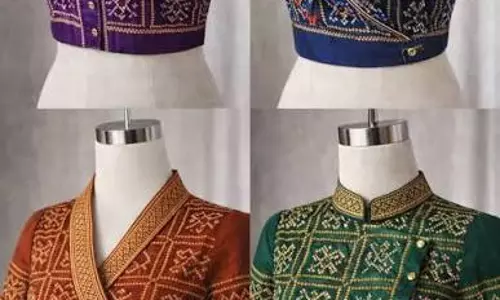 गोल गले को कहें बाय ट्रेंड में हैं कॉलर ब्लाउज गोल गले को कहें बाय ट्रेंड में हैं कॉलर ब्लाउज