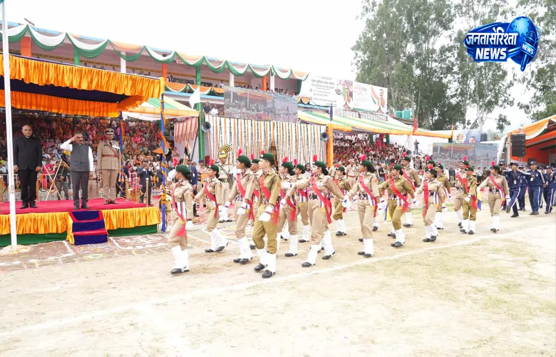 Himachal के 1.8 लाख परिवारों को मिलेगा योजना का लाभ: CM Himachal के 1.8 लाख परिवारों को मिलेगा योजना का लाभ: CM