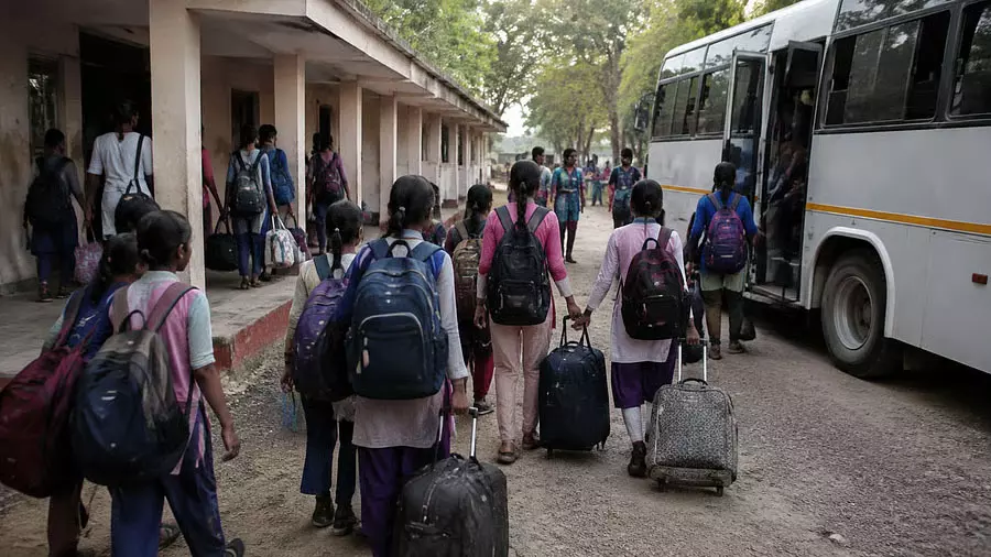 अरुणाचल में चीन सीमा पर स्थिति को लेकर ओवैसी ने उठाए सवाल, केंद्र से मांगा जवाब अरुणाचल में चीन सीमा पर स्थिति को लेकर ओवैसी ने उठाए सवाल, केंद्र से मांगा जवाब