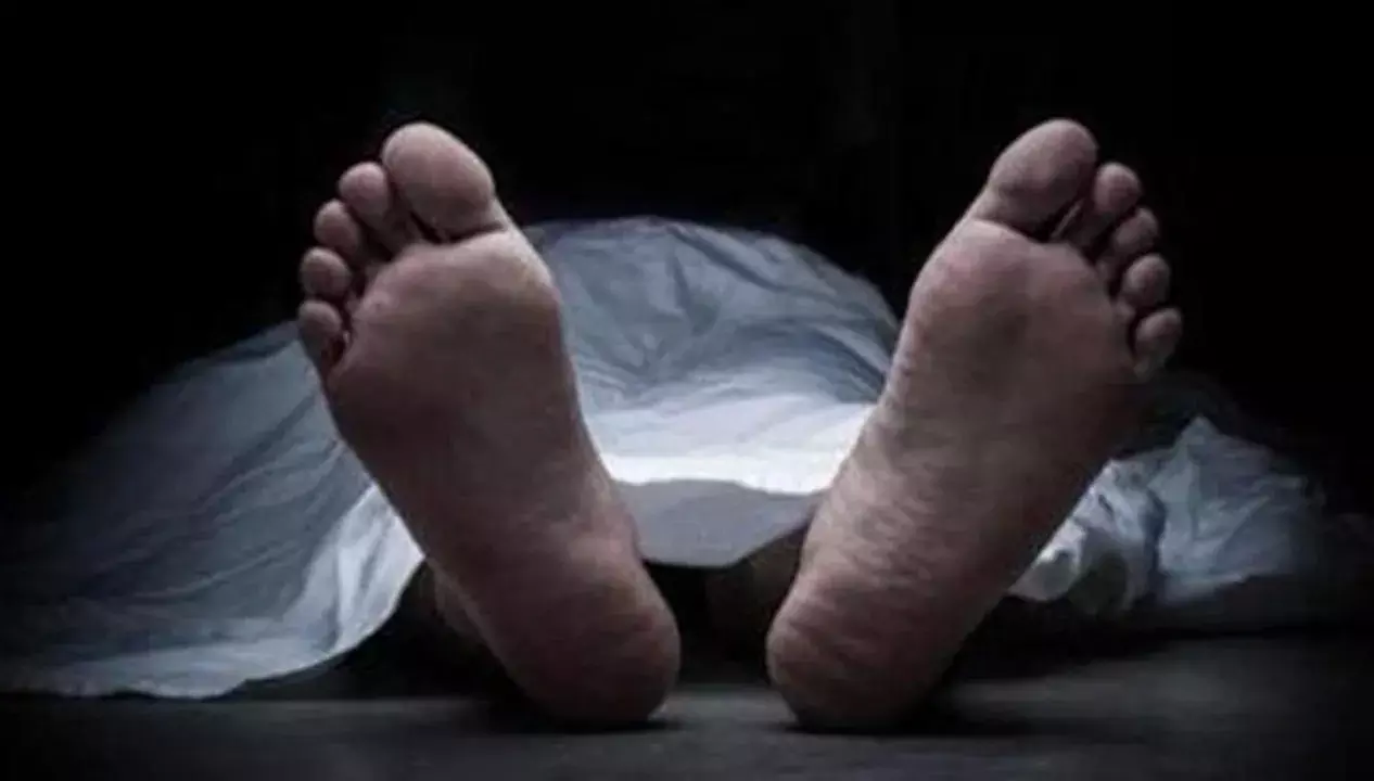 ढेंकनाल में OAPF कॉन्स्टेबल का शव फंदे से मिला, सस्पेंशन के कारण तनाव की आशंका ढेंकनाल में OAPF कॉन्स्टेबल का शव फंदे से मिला, सस्पेंशन के कारण तनाव की आशंका
