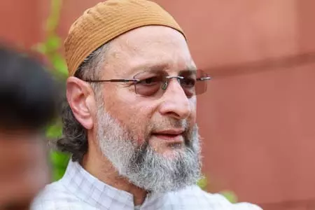 अरुणाचल सीमा पर चीन की गतिविधियों को लेकर ओवैसी के सवाल, केंद्र से मांगा स्पष्टीकरण अरुणाचल सीमा पर चीन की गतिविधियों को लेकर ओवैसी के सवाल, केंद्र से मांगा स्पष्टीकरण
