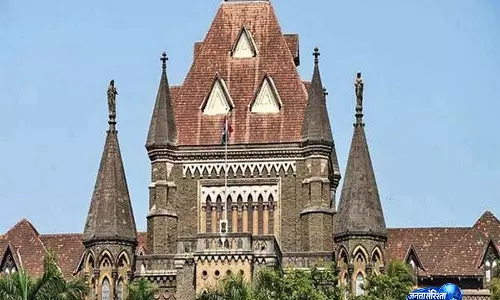 बॉम्बे HC का आदेश FDA को मिठाई दुकान को 5 लाख रुपये देने होंगे बॉम्बे HC का आदेश FDA को मिठाई दुकान को 5 लाख रुपये देने होंगे