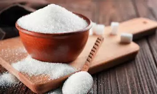 त्योहारों से पहले महंगी हुई चीनी उपभोक्ता मंत्रालय ने उठाए कदम त्योहारों से पहले महंगी हुई चीनी उपभोक्ता मंत्रालय ने उठाए कदम