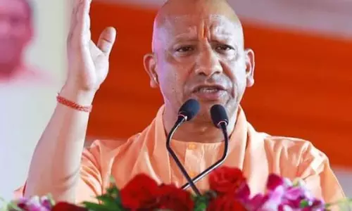विपक्ष पर बरसे सीएम योगी भ्रष्टाचार को लेकर साधा निशाना विपक्ष पर बरसे सीएम योगी भ्रष्टाचार को लेकर साधा निशाना